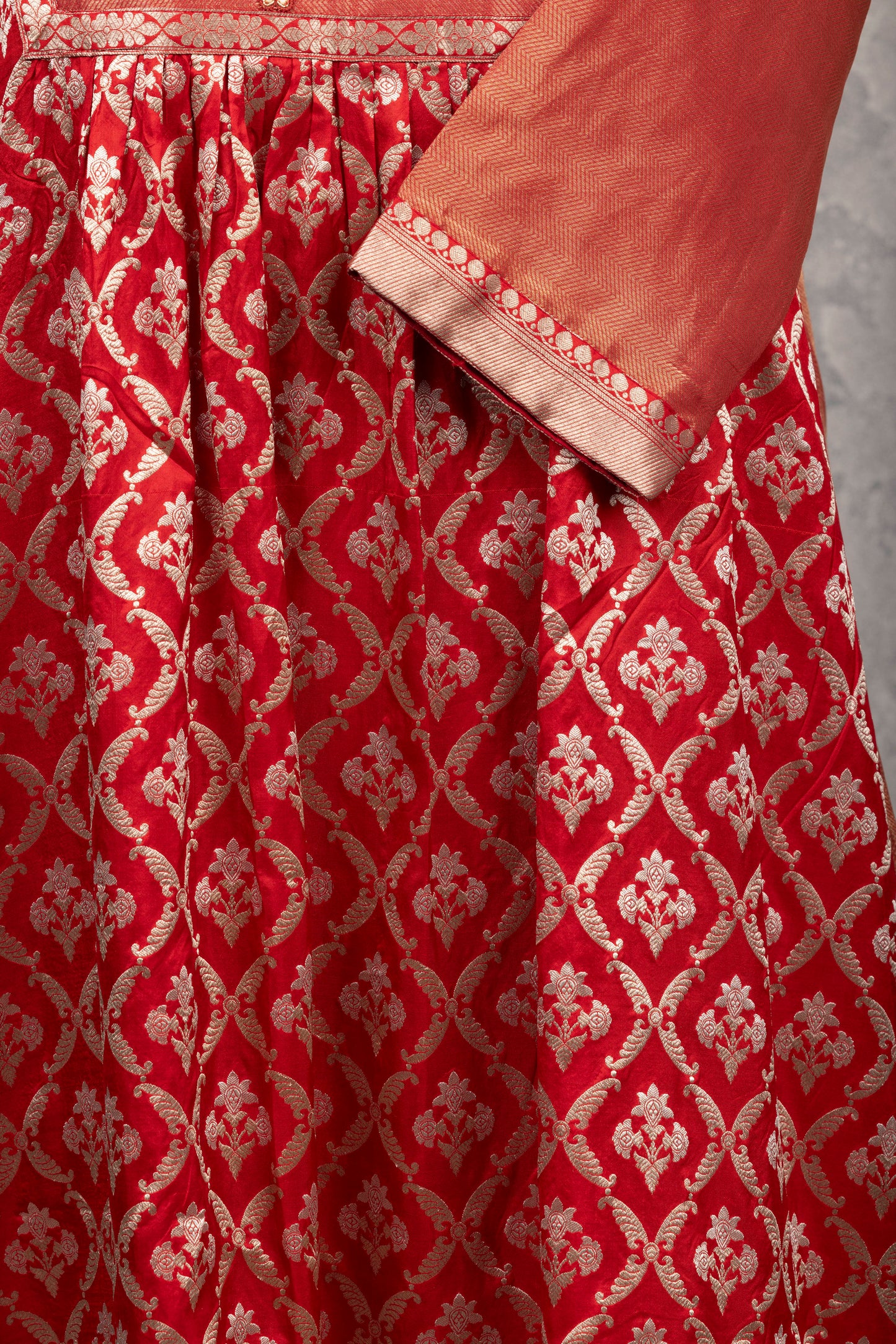 A/3-12: Radiance in red