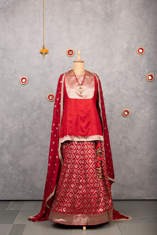 A/3-13: Radiance in red