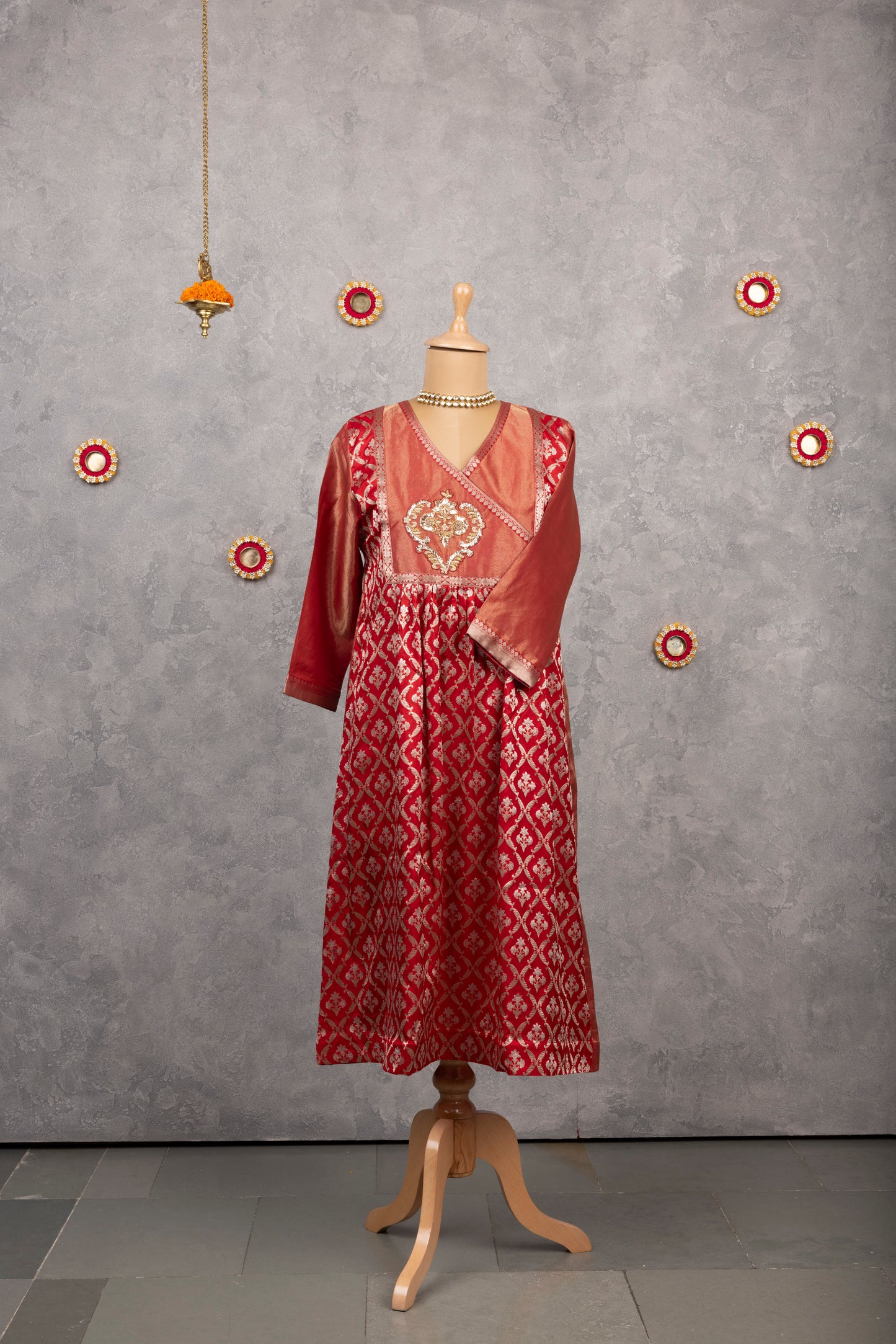 A/3-12: Radiance in red