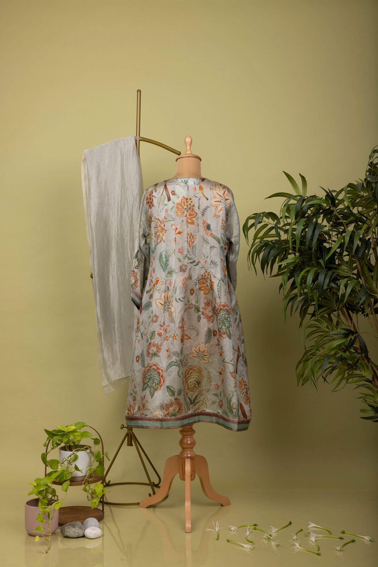 A/3-9: Birds & bloom